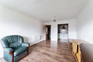 Lounge- click for photo gallery